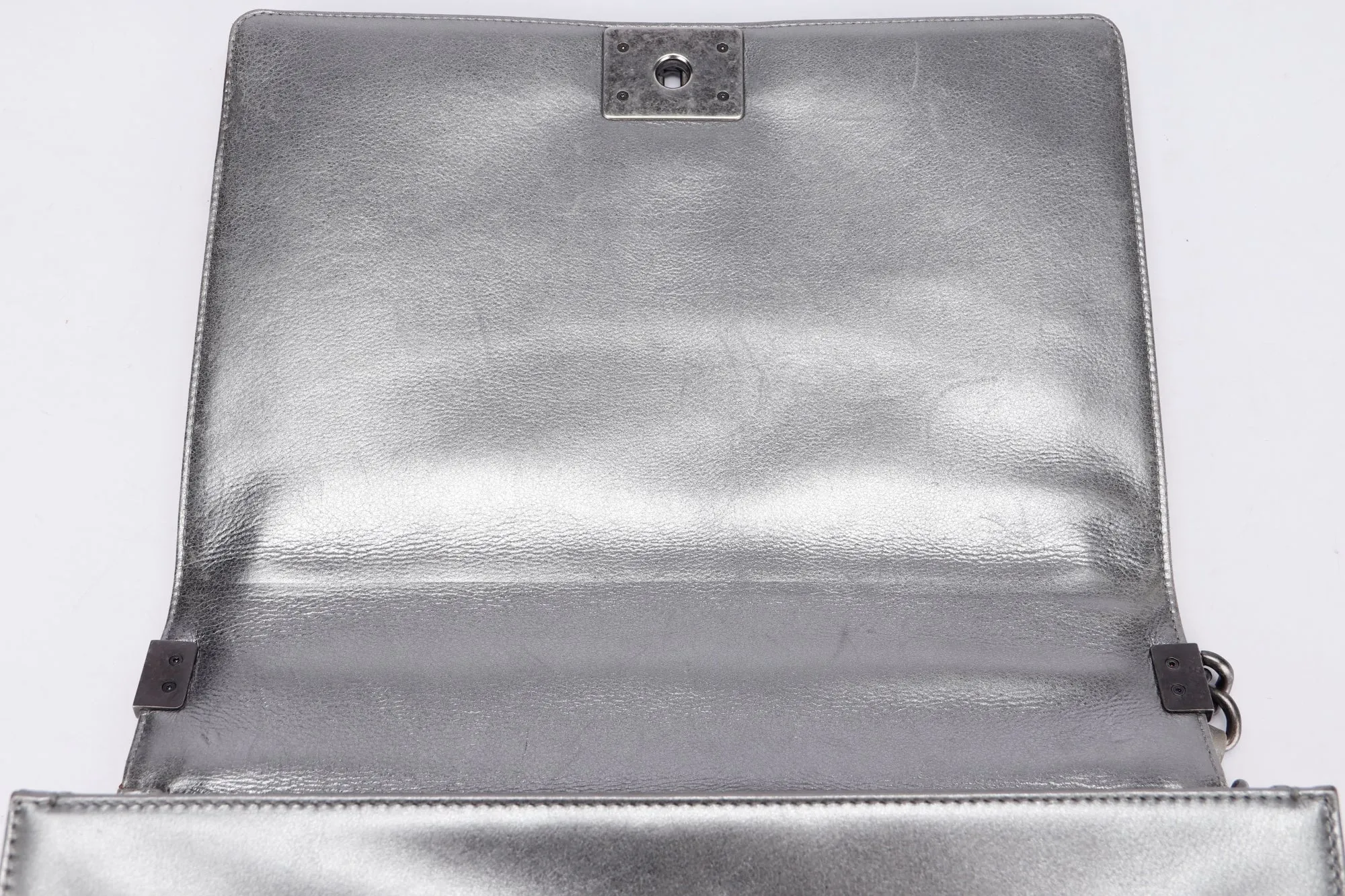 Chanel Le Boy 30cm (1973xxxx) Large Size, Metallic Silver Lambskin Ruthenium Chain, with Card, no Dust Cover